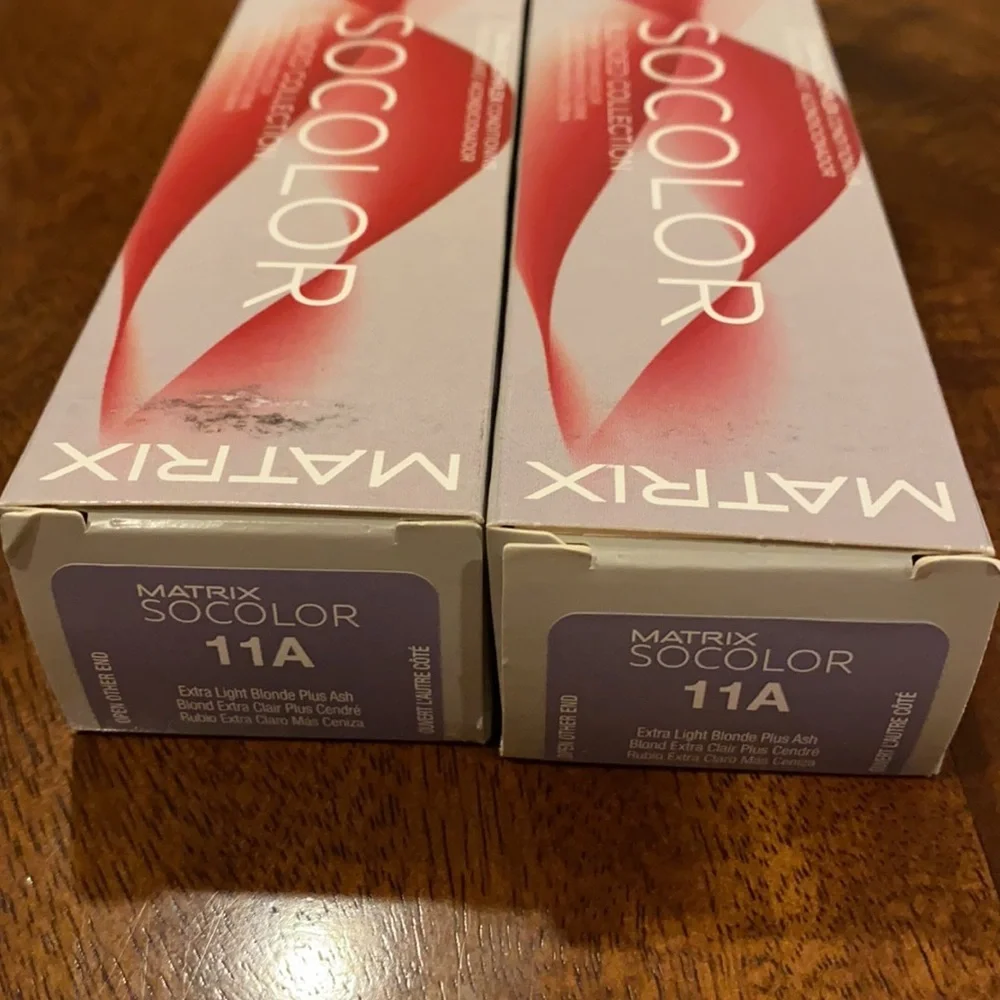 Matrix Socolor 8A  Medium Blonde Ash  *2 Packs